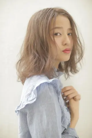 ミディアム 美髪形成！色素改善！ 秋田　和輝のヘアスタイル