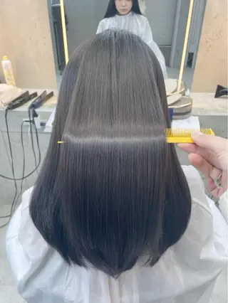 セミロング 縮毛矯正 髪質改善 韓国風レイヤー 吉田のヘアスタイル