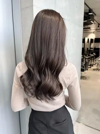 ロング カラー パーマ ヘアアレンジ 透明感/オリーブ/ グレージュ/YUKAのヘアスタイル