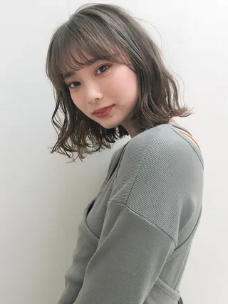 ミディアム カラー パーマ RUKA 美容院×ネイリストのヘアスタイル