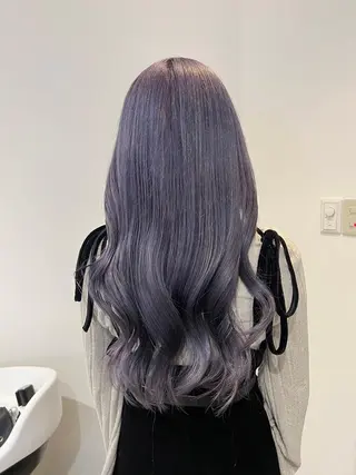 カラー ロング 山崎 れいなのヘアスタイル