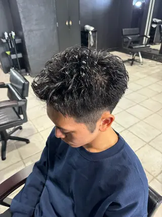 ショート ヘアアレンジ メンズ メンズ専門 美容師✨ アメ村 堀江颯瑛のヘアスタイル