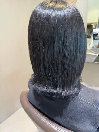 ミディアム 藤本 麗未のヘアスタイル