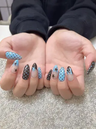 ネイル Guarendo錦糸町店所属・ガレンドウ 白澤 愛子のネイルデザイン