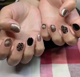 ネイル 三谷 さやかのネイルデザイン