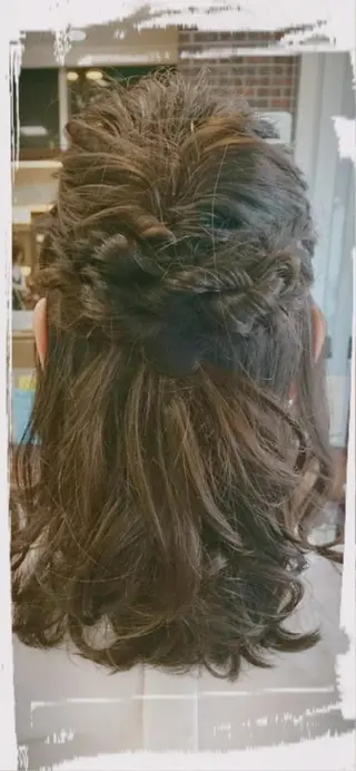 ミディアム 猪野 さやかのヘアスタイル