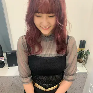 カラー MARU パーマ/レイヤーのヘアスタイル