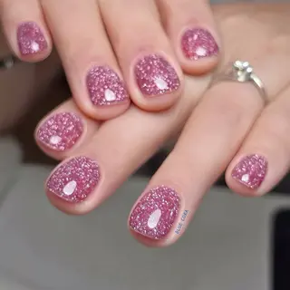 ネイル BLUE CORAのネイルデザイン