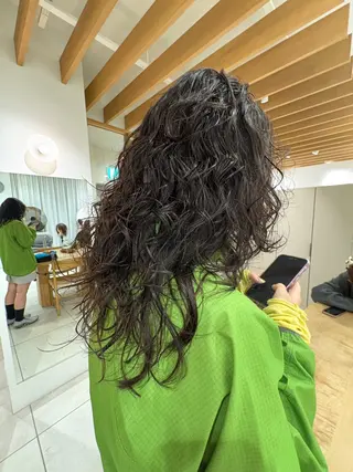 セミロング パーマ 似合わせカットカラー りおなのヘアスタイル