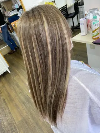 セミロング カラー IwAsh大和駅前店 河野亜里香のヘアスタイル