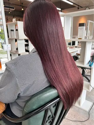 カラー TERUYA shionのヘアスタイル