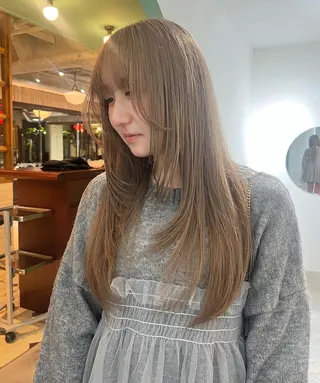 ロング カラー Yakuwa Rikoのヘアスタイル