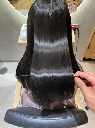 ロング カラー フェイスレイヤー/ 小顔/髪質改善　関のヘアスタイル
