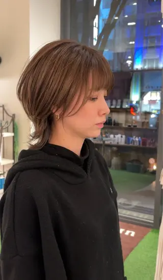 ショート カラー レイヤーカット✨ 艶髪藤野のヘアスタイル