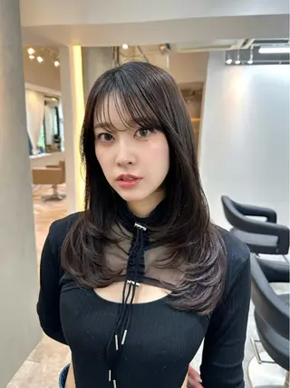 セミロング カラー ミディアムレイヤー 添田晃基のヘアスタイル