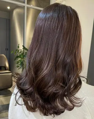 ロング 表参道ミディアム レイヤー山岸季生のヘアスタイル