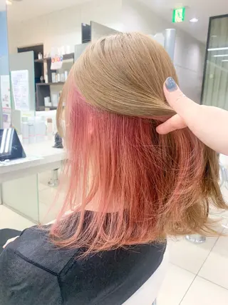 ミディアム カラー ✂︎レディース のメンズカット屋さんのヘアスタイル