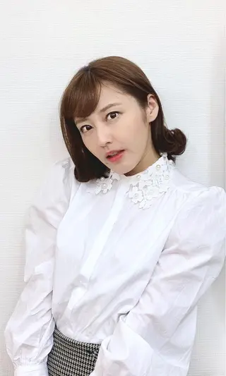 ミディアム 🌈ハク ユヒのヘアスタイル