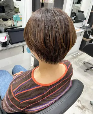 ショート 富田 菜月のヘアスタイル