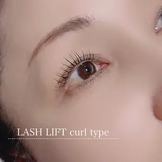 マツエク・マツパ 小谷 結弥の眉毛・アイブロウイメージ