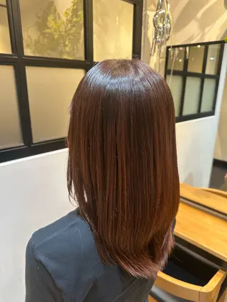ミディアム Luna🌙 艶カラーのヘアスタイル