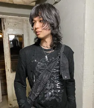 セミロング カラー パーマ メンズ パーマ、髪質改善 カズマのヘアスタイル