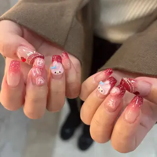ネイル 栗田 ゆう子のネイルデザイン