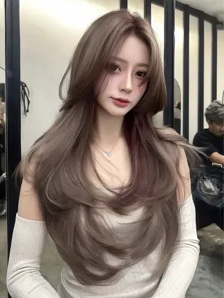 ロング カラー 祖慶 歩のヘアスタイル