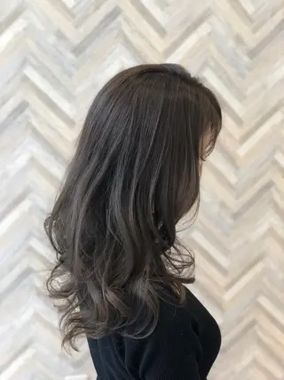 ロング カラー 久保木 真人のヘアスタイル