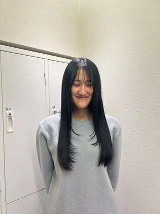 ロング AILERON 持倉のヘアスタイル