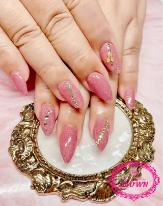 ネイル CROWN プライベートサロンのネイルデザイン