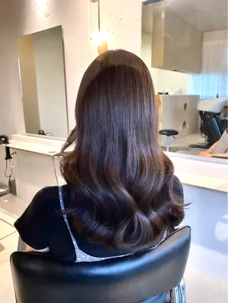 セミロング カラー tim hinaのヘアスタイル
