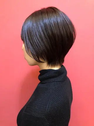 ショート カラー 川元 汐音のヘアスタイル