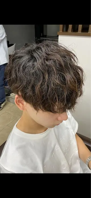 ミディアム メンズ RELATION ／メンズ／バーバーのヘアスタイル