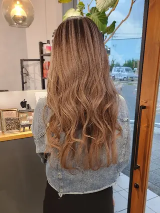 ロング 金田 拓也のヘアスタイル