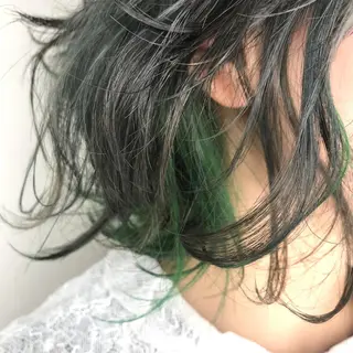 ミディアム カラー mana 暖色カラーカットのヘアスタイル