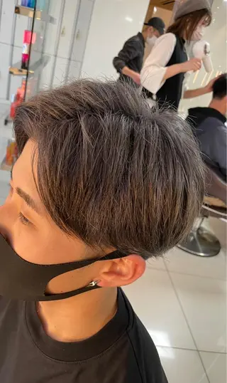 ショート カラー パーマ ヘアアレンジ メンズ SHUN メンズパーマのヘアスタイル