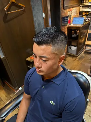ショート メンズ HIRO GINZA barber shop 横浜店所属・ヒロ銀座　無料 フェード　細内のヘアスタイル