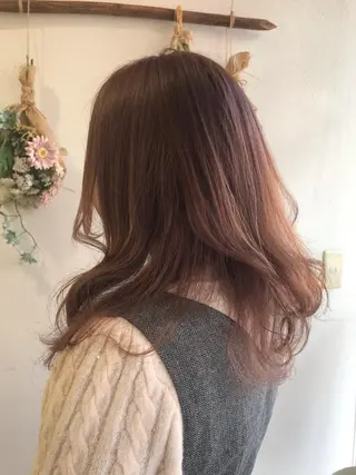 セミロング 松本 美香のヘアスタイル