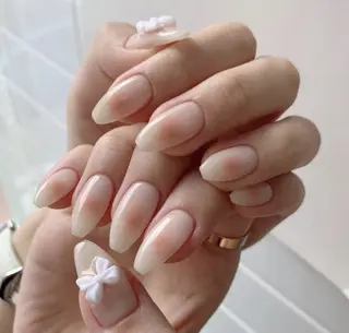 セミロング ninabeauty 新宿のネイルデザイン