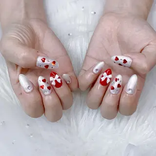 ネイル パーツ全部¥110 サロンミミのネイルデザイン