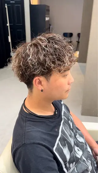 カラー パーマ メンズ メンズサロン リョウタのヘアスタイル