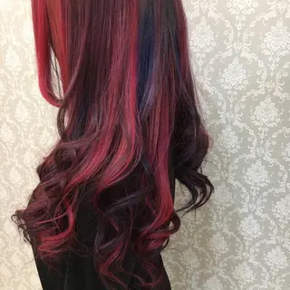 カラー ササキ トモシのヘアスタイル