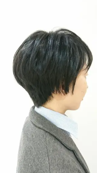 ショート 齋藤 愛美のヘアスタイル