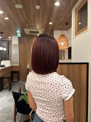 カラー 根本 琴子のヘアスタイル