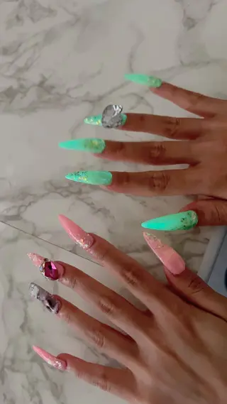 ネイル Garnet nailのネイルデザイン