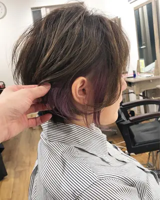 ショート カラー ウルフ/デザイン/ 大阪/タカハシユウキのヘアスタイル