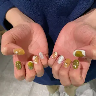 ネイル MIKU🌿 ネイル&まつげパーマのマツエク・マツパデザイン