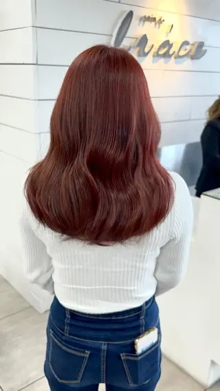セミロング カラー ヘアアレンジ インナー×縮毛矯正 ピンクカラー澤井里菜のヘアスタイル
