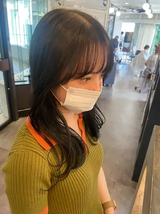 ミディアム カラー 艶髪矯正|ダイオウ シュナのヘアスタイル